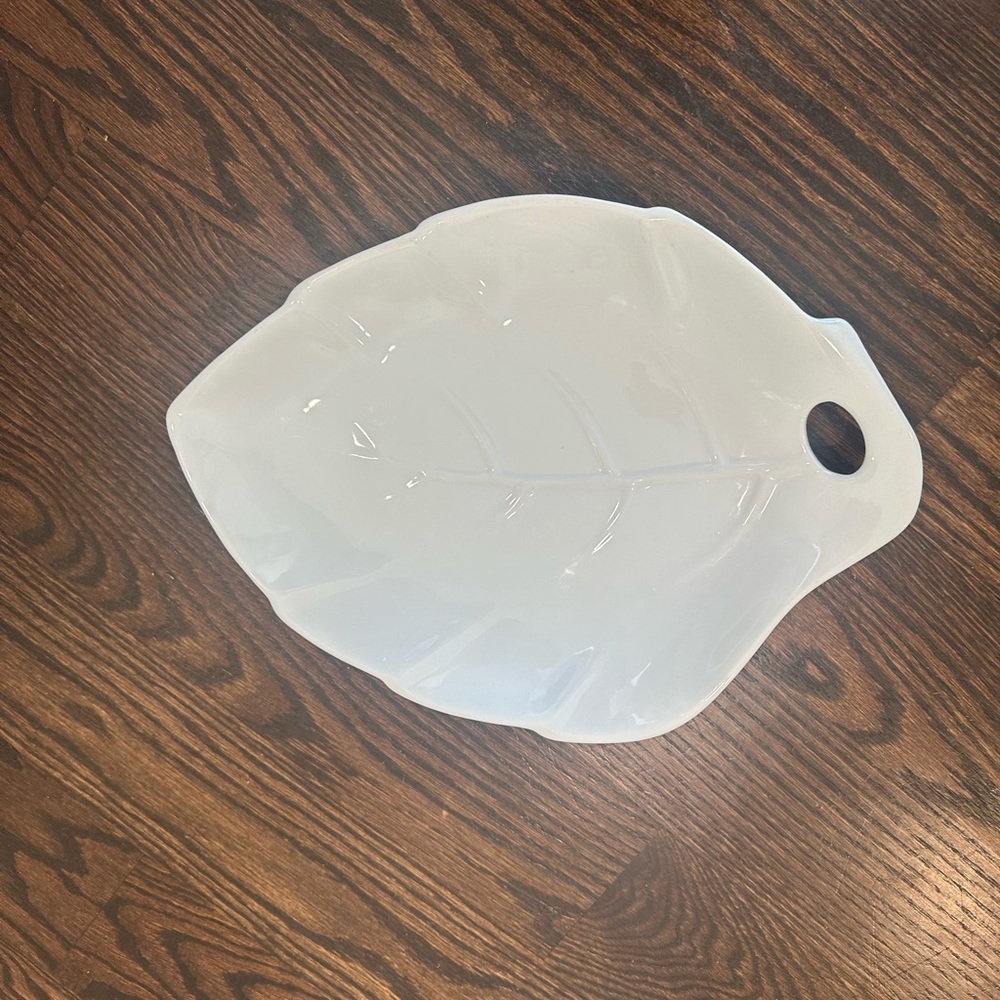 Farberware leaf plate